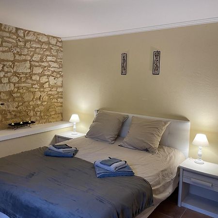 Le Domaine De Camberoux Gite Bressac Ruang foto