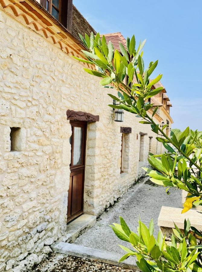 Le Domaine De Camberoux Gite Bressac Bagian luar foto